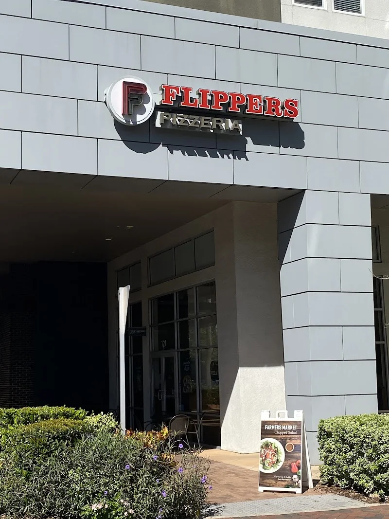 Flippers Pizza Co. - SODO