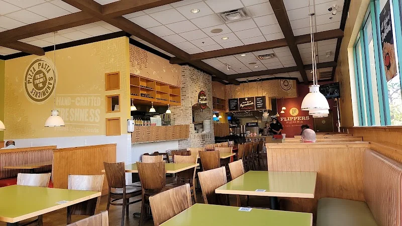 Flippers Pizza Co. | I-Drive