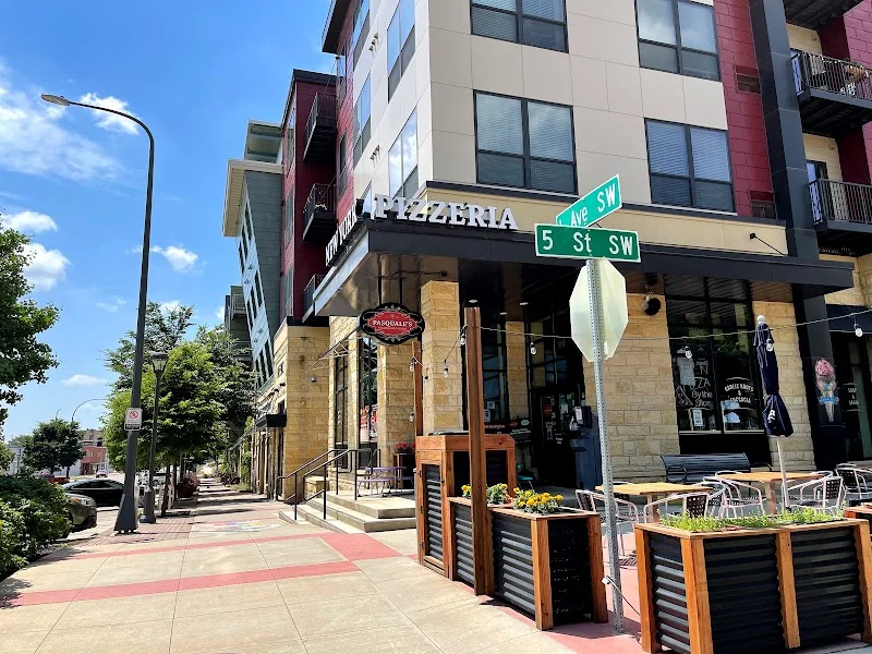 Pasquale's Neighborhood Pizzeria