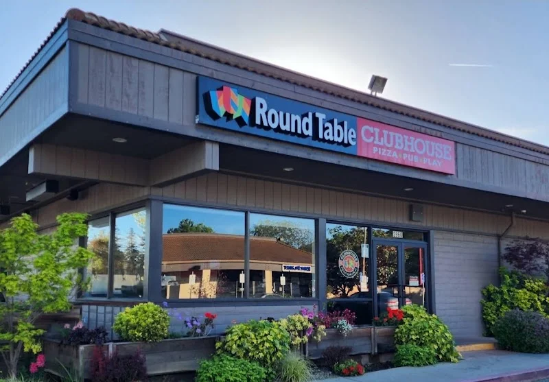 Round Table Pizza