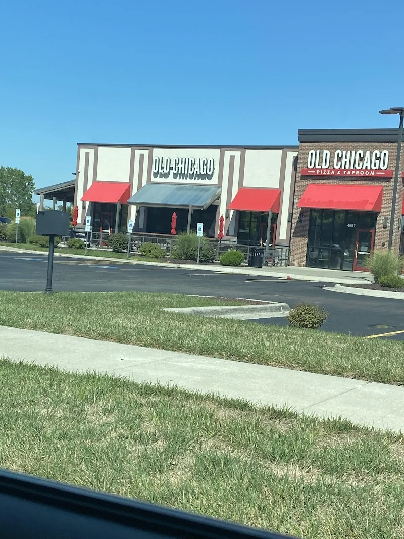 Old Chicago Pizza + Taproom