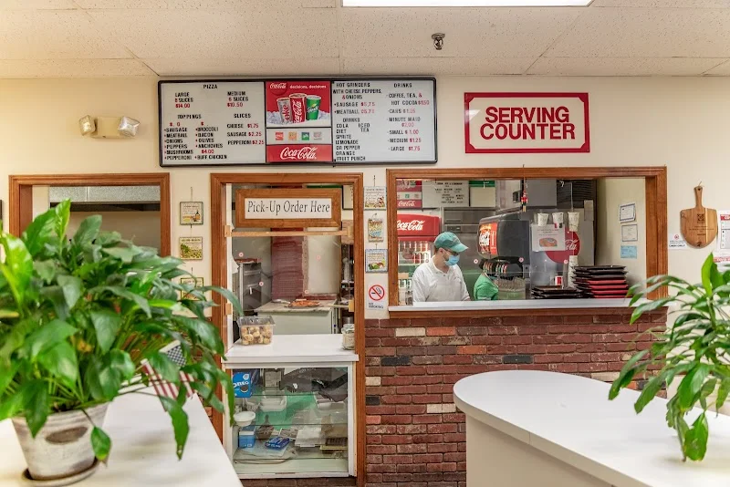 Domenick & Pia Downtown Pizzeria