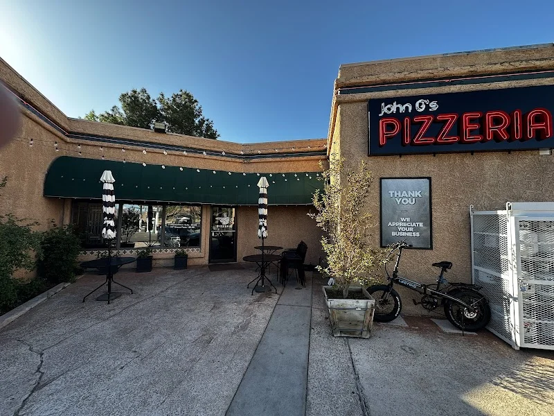 John G's Pizzeria