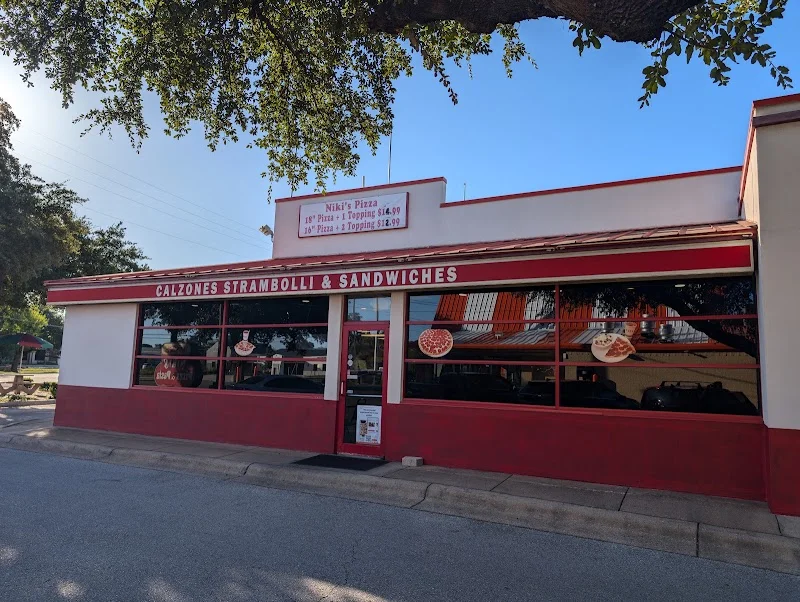 Niki's Pizza & Pasta - Cedar Park