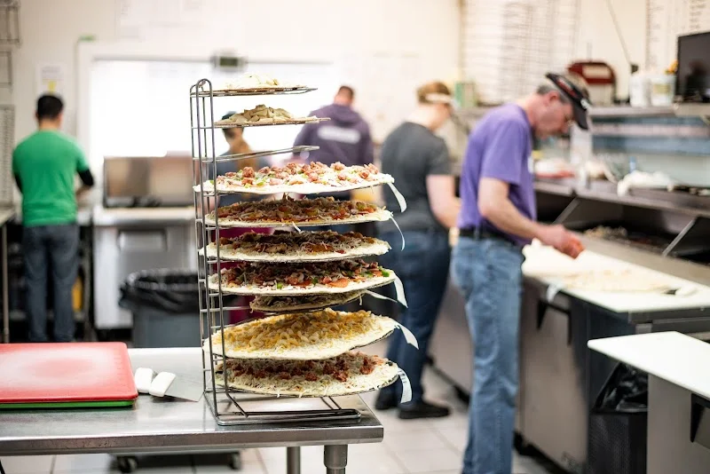 Glass Nickel Pizza Co. - Waukesha