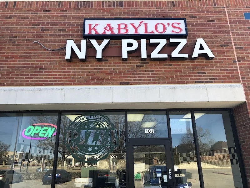 Kabylo's Pizza By the Slice