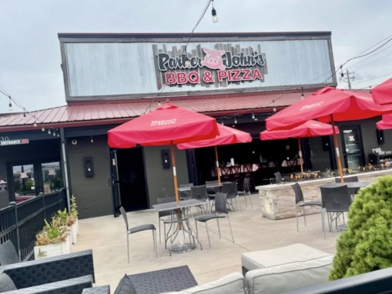 Parker John's BBQ & Pizza, Oshkosh