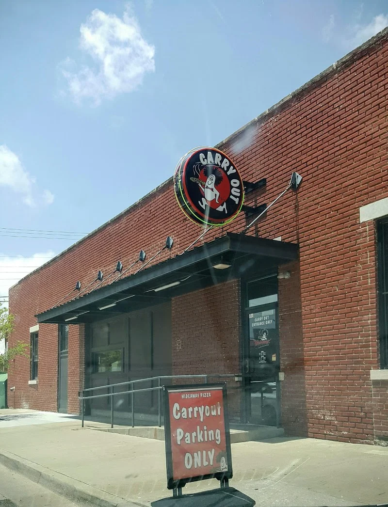 Hideaway Pizza