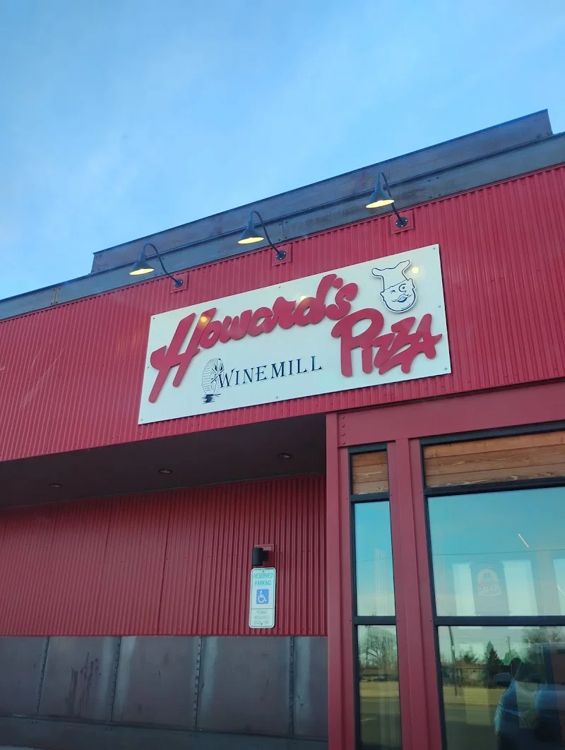 Howard's Pizza