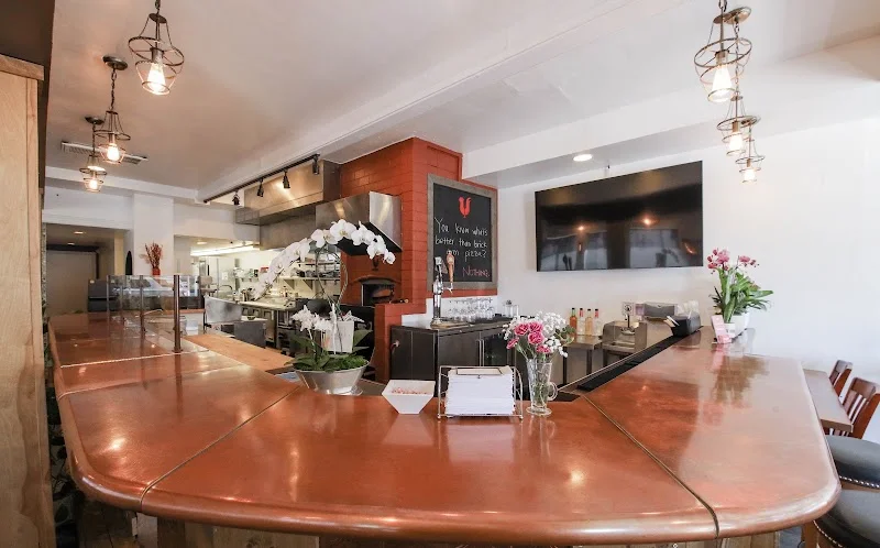 Red Rooster Brick Oven