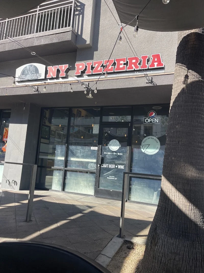 Milana's New York Pizzeria
